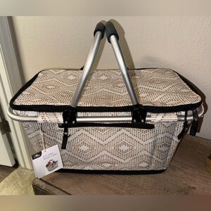 Collapsable Soft Sided Basket Cooler